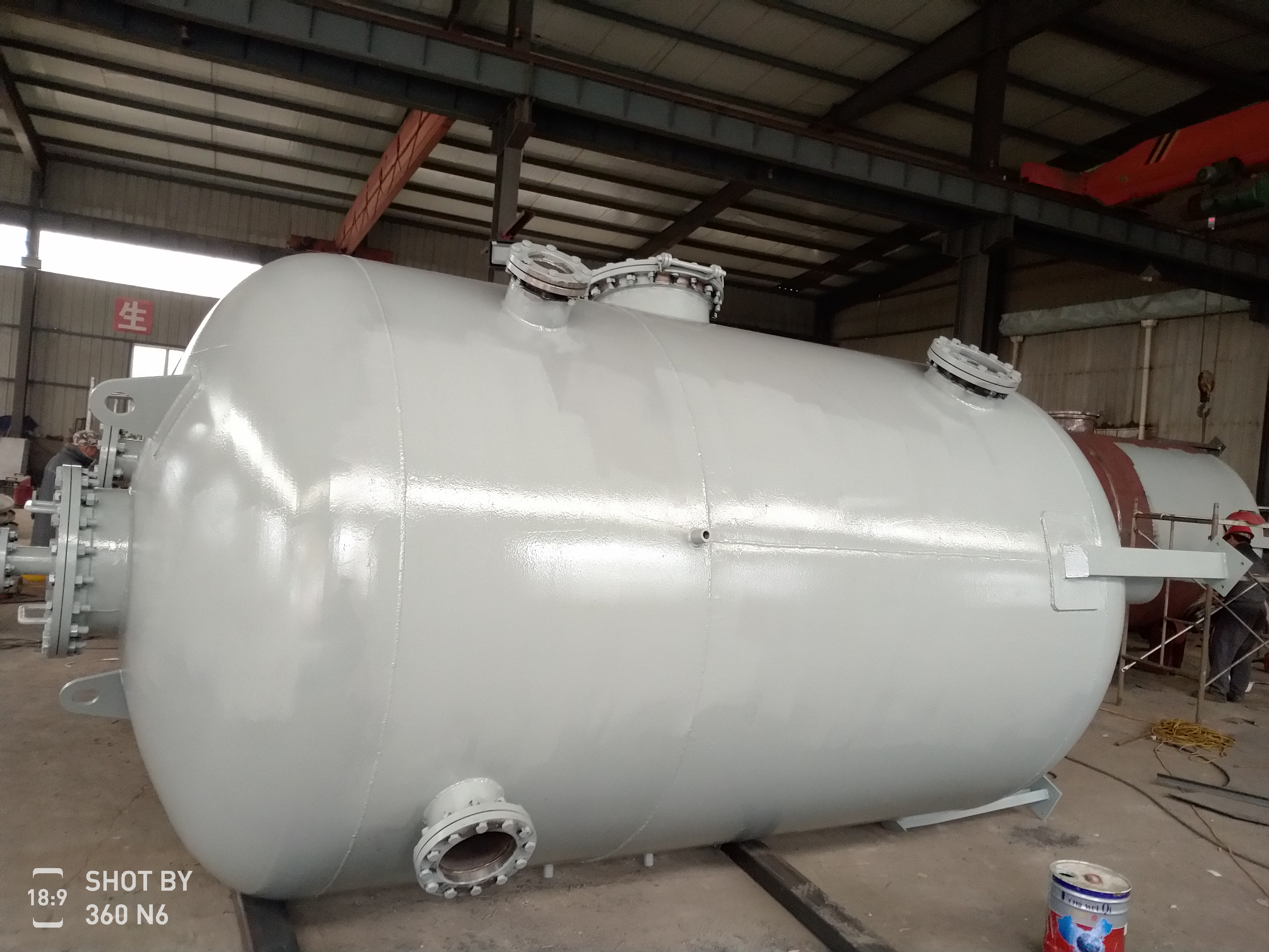 石阡热力除氧器和给水加热器的对比